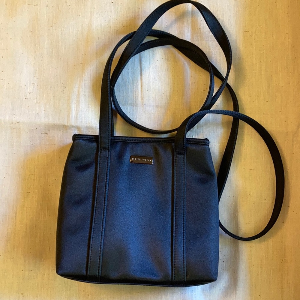 Classic Style Shoulder Black Handbag - NINE WEST
